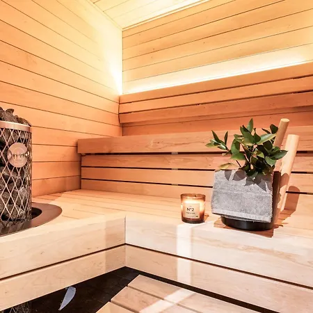 Levin Lyhty Bettina B4 By Hilla