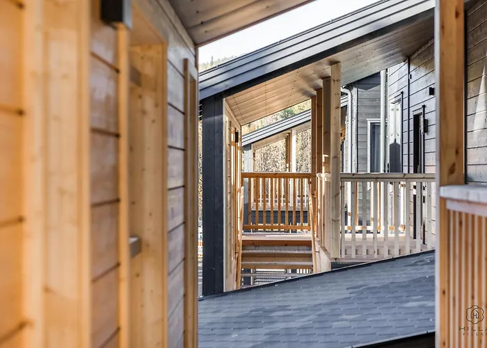 Levin Lyhty Bettina B4 By Hilla *