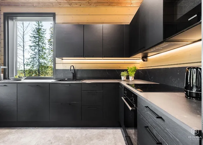 Levin Lyhty Bettina B4 By Hilla