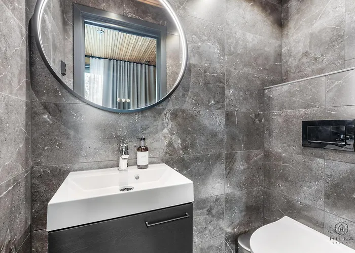 Levin Lyhty Bettina B4 By Hilla 레비